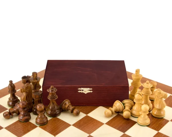 French Knight Chess Set – Monarch Curated Edition - Image 3