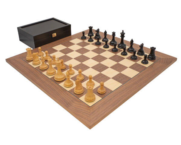 The Monarch Leuchar Ebonised & Walnut Edition Chess Set - Image 5
