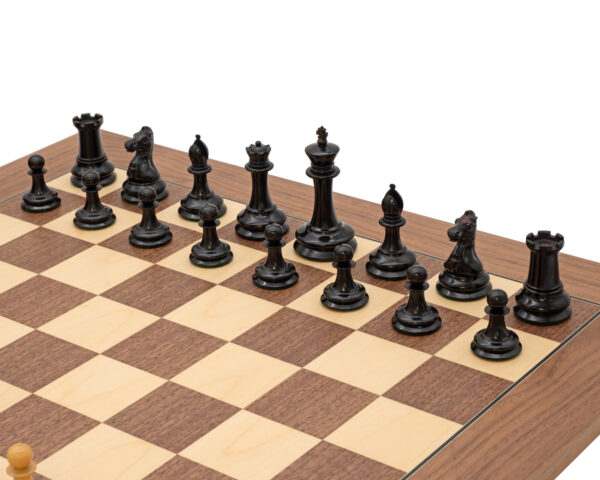 The Monarch Leuchar Ebonised & Walnut Edition Chess Set - Image 4
