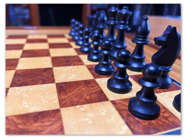 Full Staunton Boxwood Chess Set with Elegant Wooden Board & Original Box - Image 4